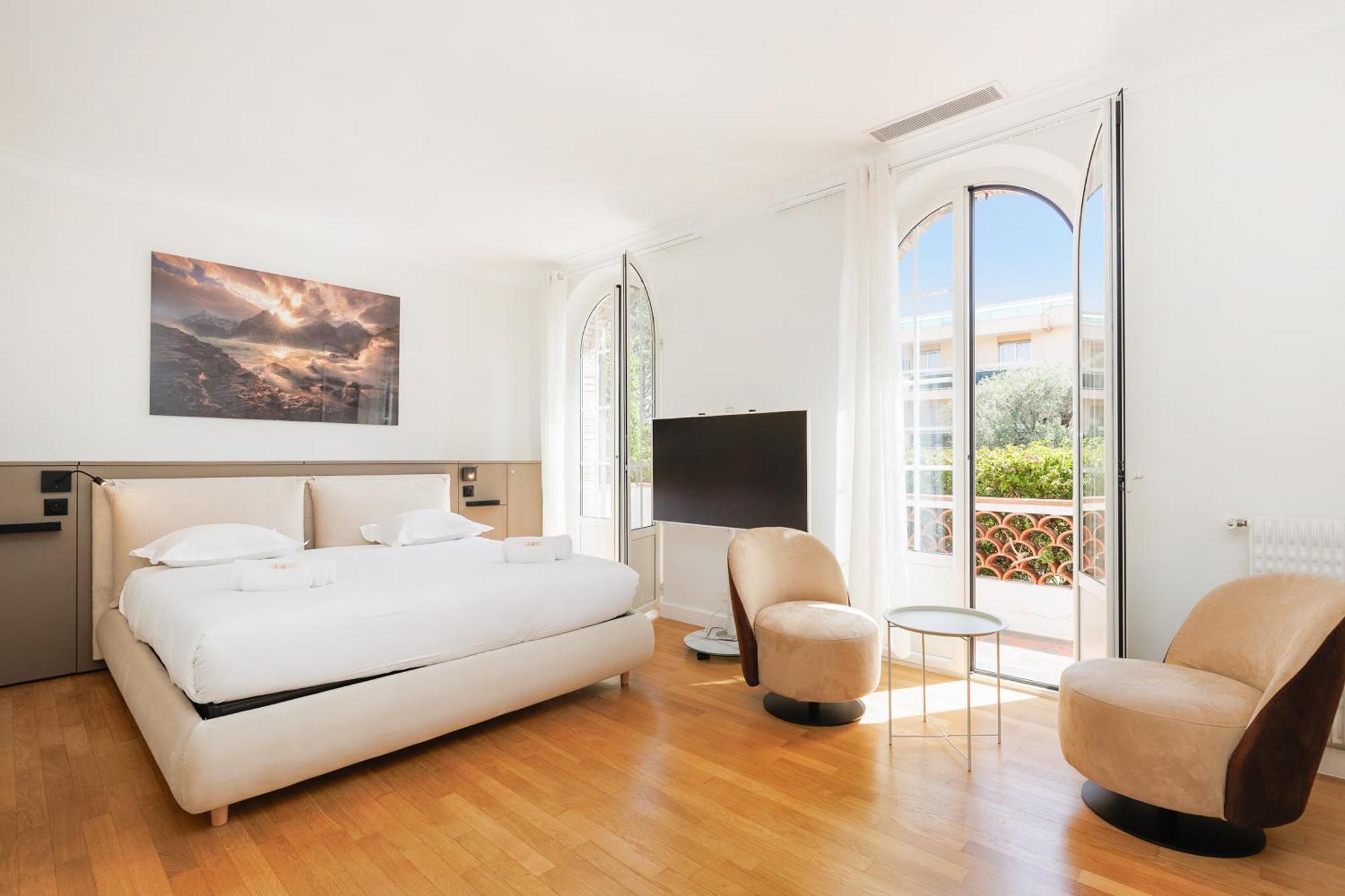 Villa Immogroom - Luxury With Swimming Pool In Center Cannes