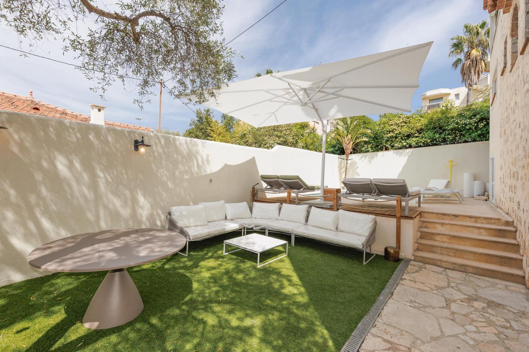 Villa Immogroom - Luxury With Swimming Pool In Center *